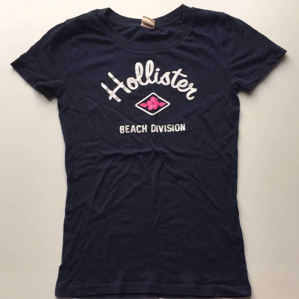 Hollister top